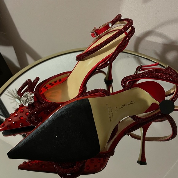 Authentic Mach & Mach Double Crystal Bow Pointed Toe Pump - Picture 9 of 14